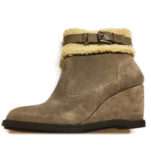 SOLE SENSIBILITY Faux Fur Booties TAN - Picture 2 of 5